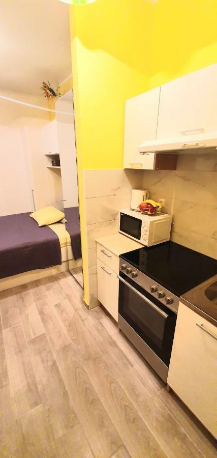 Sinkovic Apartment *